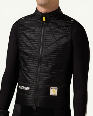 Attaquer All Day Insulated Gilet, Black | Amateur