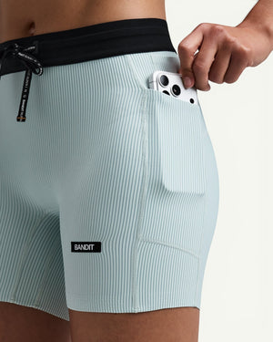 WOMEN'S STRIPED CADENCE™ 5" COMPRESSION SHORTS