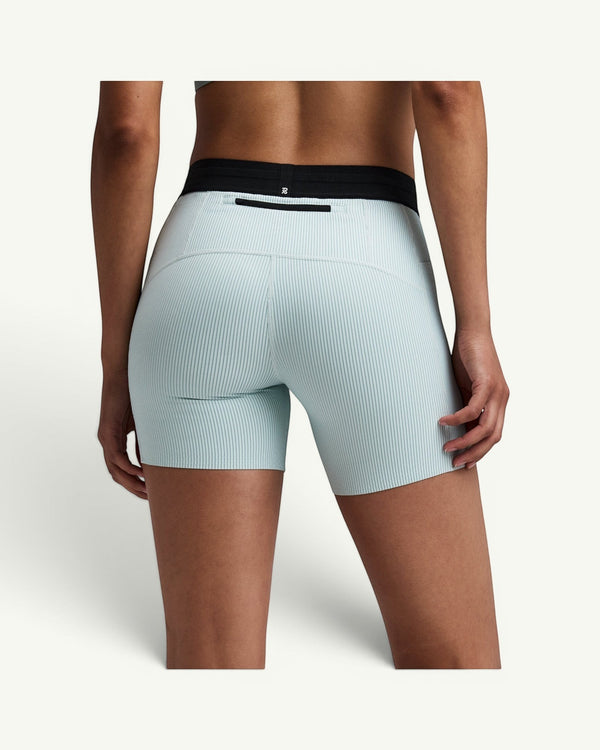 WOMEN'S STRIPED CADENCE™ 5" COMPRESSION SHORTS