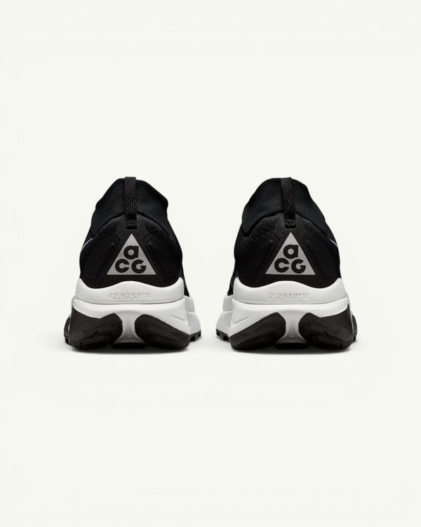 #BLACK/SUMMITWHITE-SAFETYORANGE
