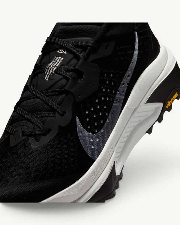 #BLACK/SUMMITWHITE-SAFETYORANGE