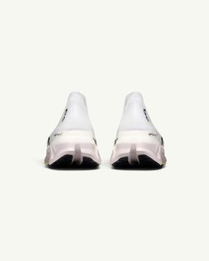 Rear view of Amateur Cloudmonster 3 Hyper LS running shoes with white LightSpray upper and max-stack Helion HF sole.