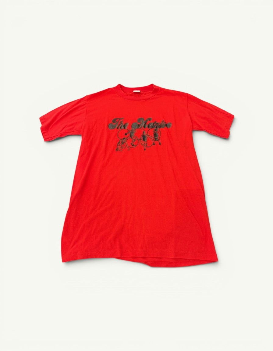 Amateur vintage red short-sleeve T-shirt featuring The Metric graphic print on the chest