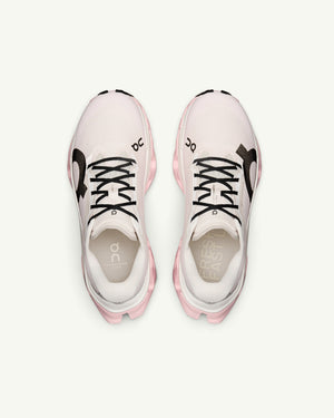 Amateur Women's Cloudmonster 3 Hyper running shoes in light pink with black accents and bouncy CloudTec sole